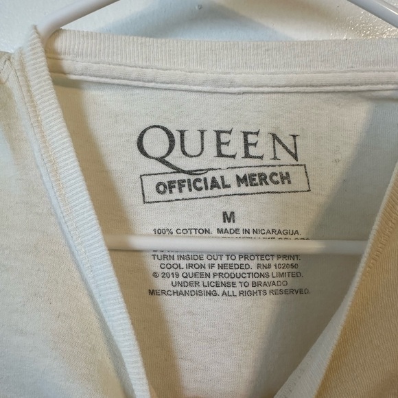 Official Queen T-shirt - Picture 3 of 3